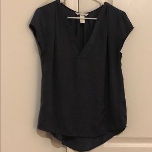 Gray short sleeve top